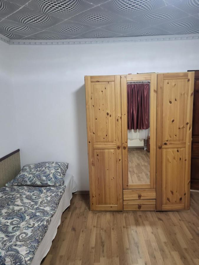Apartment Almas Vendeghaz *