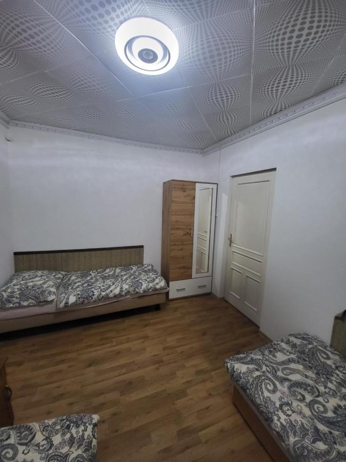 Almas Vendeghaz * Tiszaujvaros